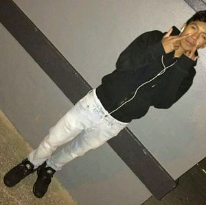 Meet your Posher, Jonathan